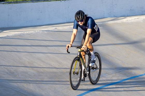 2022 Friday Night Encino Velodrome #3, photo 11 of 17