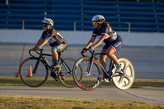 2022 Friday Night Encino Velodrome #3, photo 12 of 17