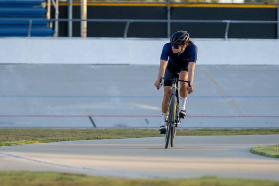 2022 Friday Night Encino Velodrome #3, photo 14 of 17